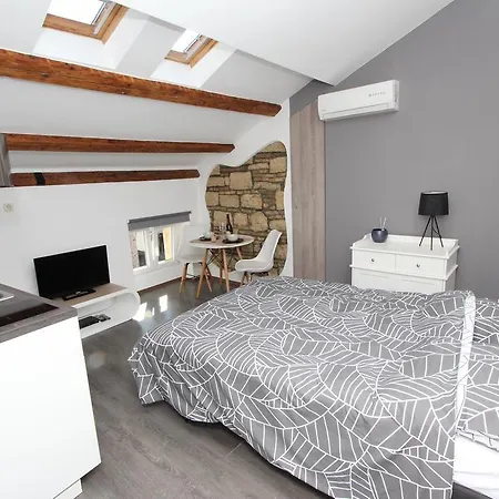 Studio Petra Apartment